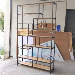 Kệ trang trí khung sắt mặt gỗ GHTop-5522