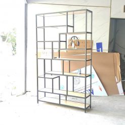 Kệ trang trí khung sắt mặt gỗ GHTop-5522