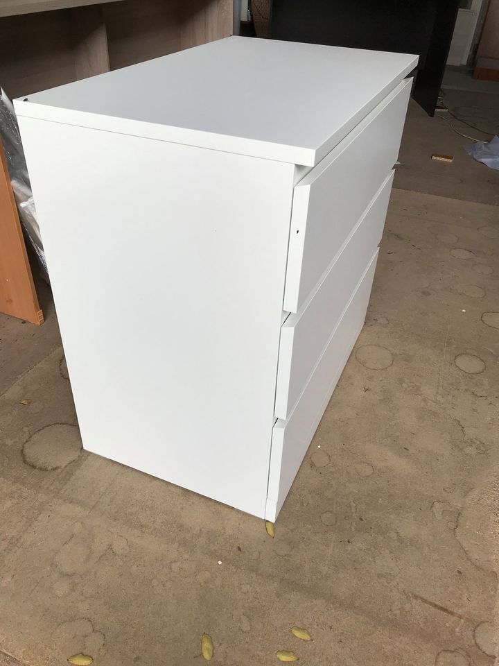 Tủ gỗ công nghiệp 3 ngăn kéo màu trắng GHF-6979 4 Tủ gỗ công nghiệp 3 ngăn kéo màu trắng GHF-6979