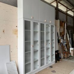 Tủ trưng bày sản phẩm gỗ công nghiệp MDF chống ẩm cánh kính GHF-7027