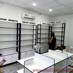 Ke trung bay san pham shop the thao Pik Pop Sports GHS 9565 4